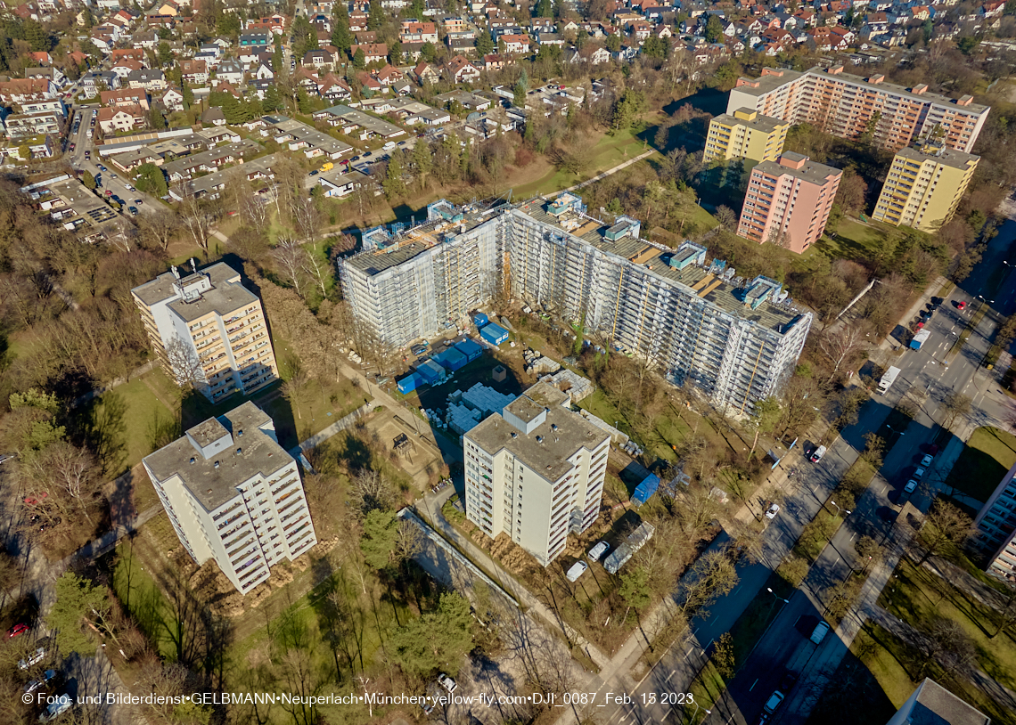 15.02.2023 - Sanierung am Kar-Marx-Ring 11-21 in Neuperlach